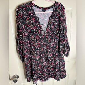Floral Torrid Top size 4X